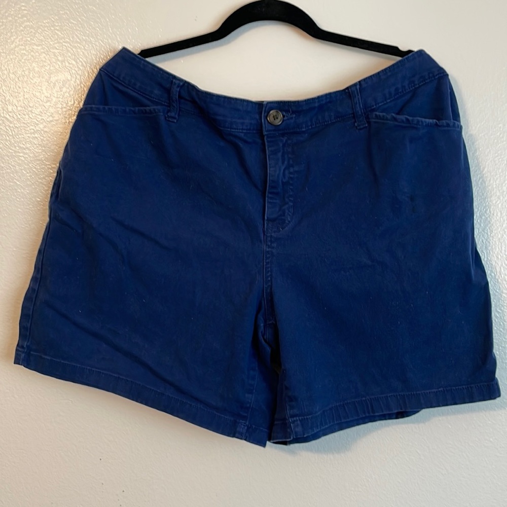 st. john’s bay blue shorts